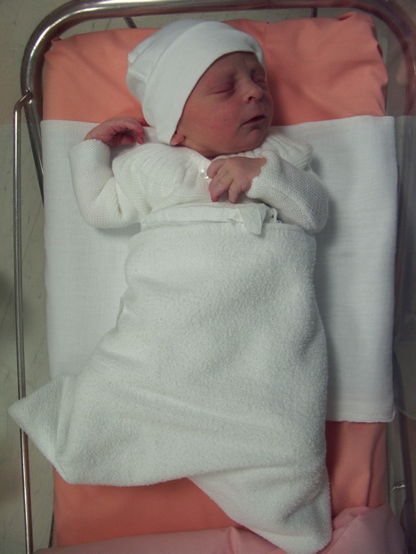 2 hours old