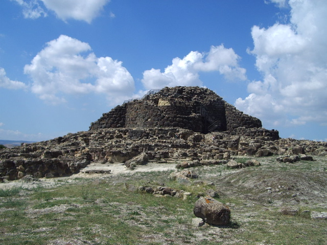 Su Nuraxi (3500 year-old village)